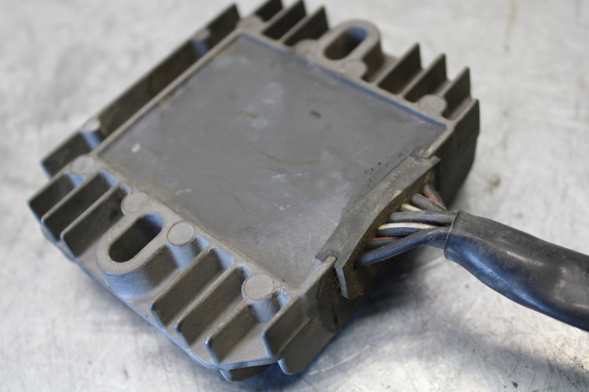 03-07 SUZUKI SV1000S RECTIFIER VOLTAGE REGULATOR 32800-16G00 BB657