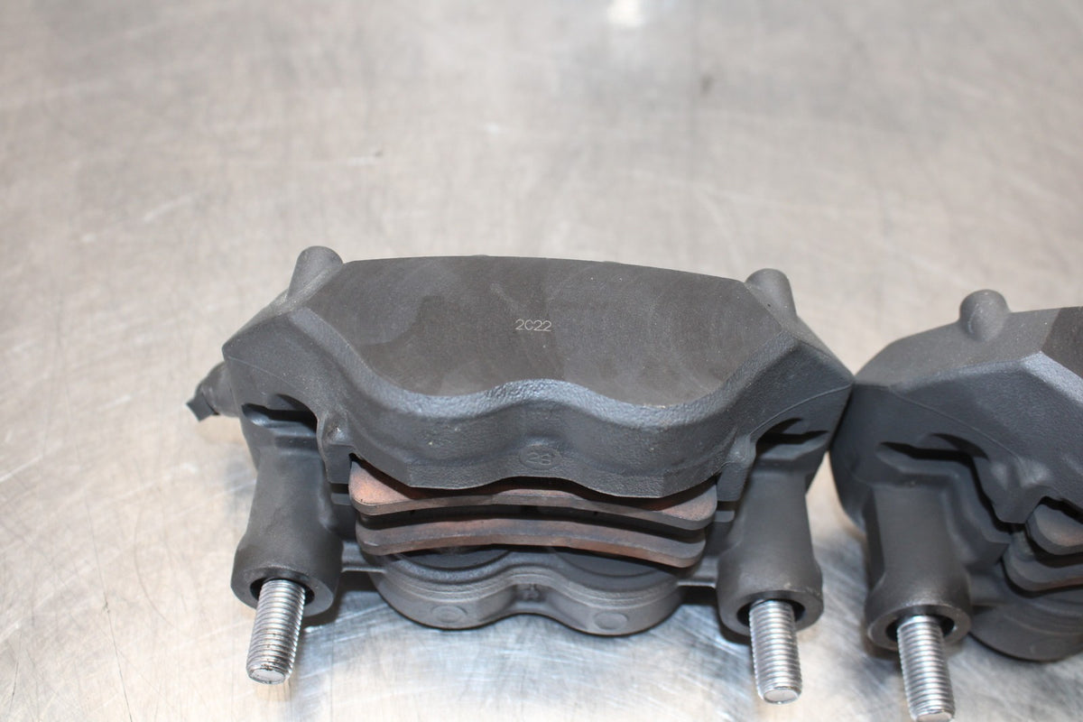 21-23 KAWASAKI NINJA ZX6R RIGHT LEFT FRONT BRAKE CALIPER SET PAIR CALIPERS BB179