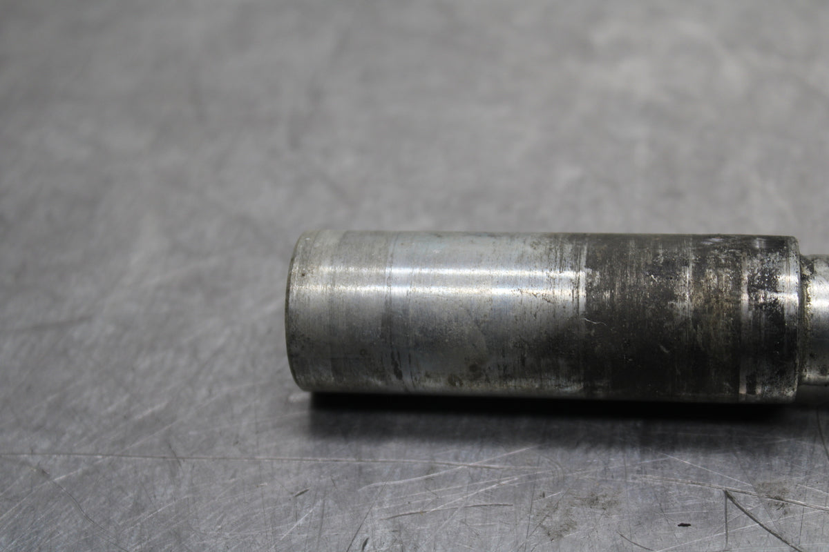 03 SUZUKI SV650S FRONT WHEEL RIM AXLE PIVOT BOLT BB130