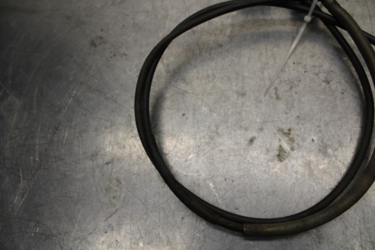 75 SUZUKI GT 550 SPEEDOMETER DRIVE SPEEDO LINE BB72