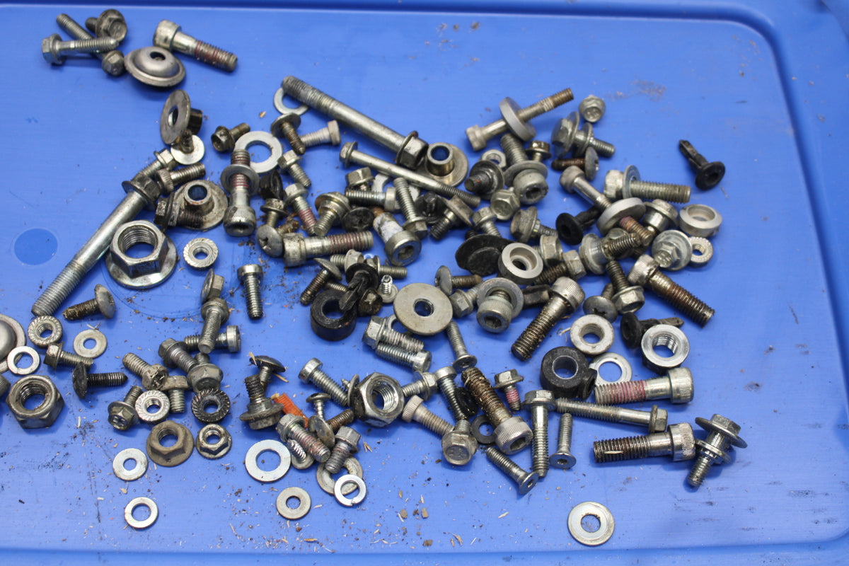 13-16 KTM 390 DUKE MOUNTING BOLTS HARDWARE MOTOR SCREWS BB748