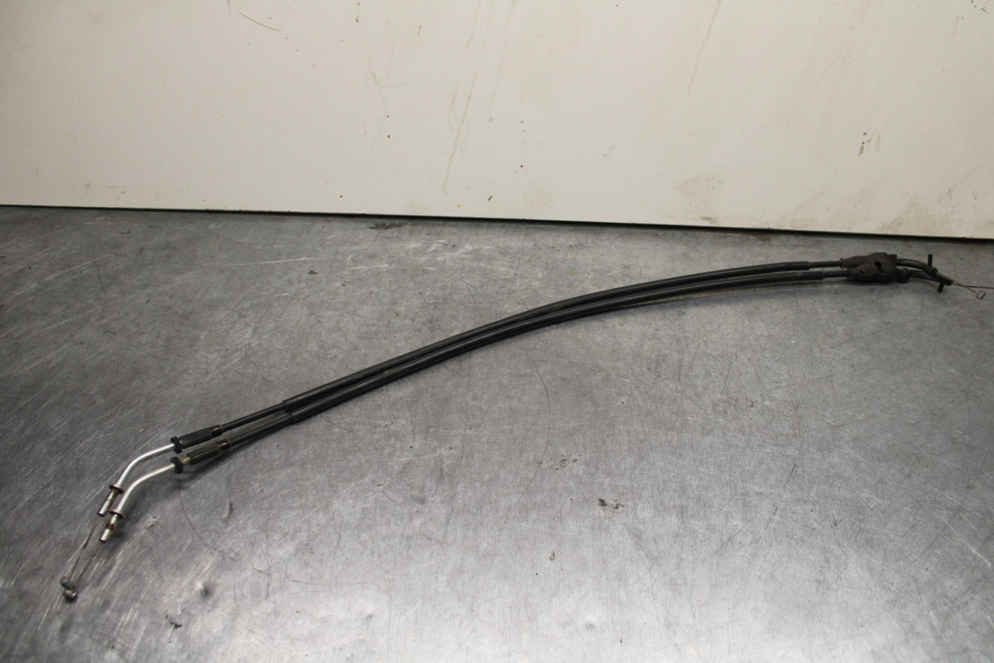 00-05 KAWASAKI NINJA ZX12R THROTTLE CABLES LINES BB121