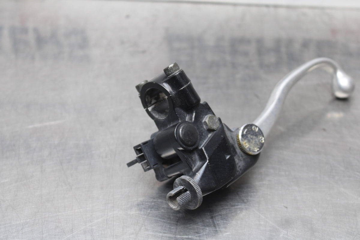 06 KAWASAKI Z750 CLUTCH PERCH MOUNT WITH LEVER  BB837