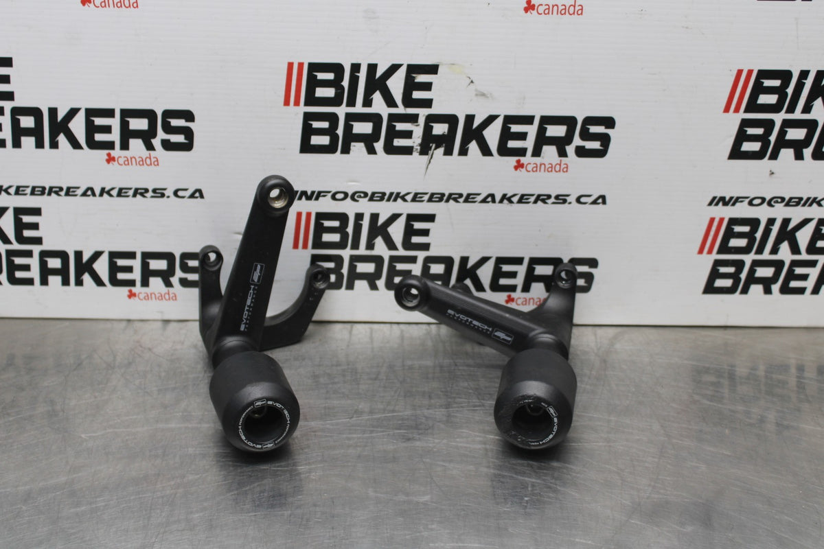 17-19 KTM 1290 SUPER DUKE FRAME SLIDERS SET BB627