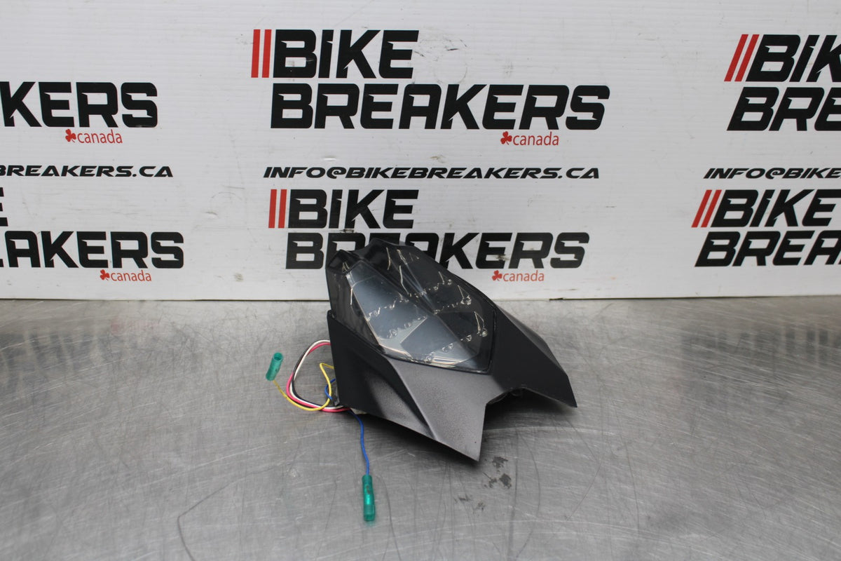 14 TRIUMPH STREET TRIPLE ABS AFTERMARKET REAR TAILLIGHT BACK BRAKE LIGHT  BB808