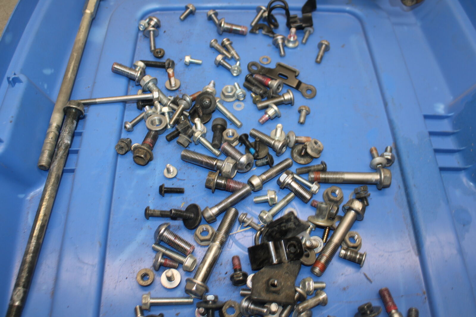 19-23 KAWASAKI NINJA ZX6R MOUNTING BOLTS HARDWARE MOTOR SCREWS BB701
