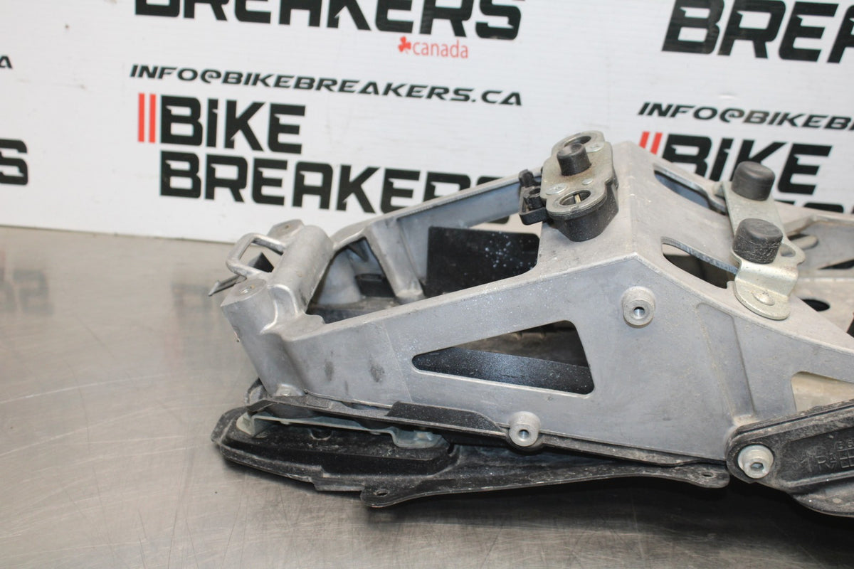 06-07 SUZUKI GSXR750 REAR SUBFRAME BACK SUB FRAME BB811