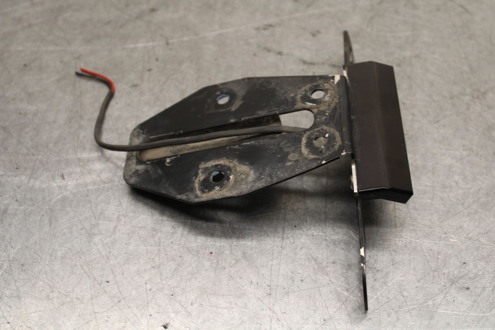 16 KAWASAKI NINJA ZX10R FENDER ELIMINATOR LICENSE PLATE BRACKET BB650