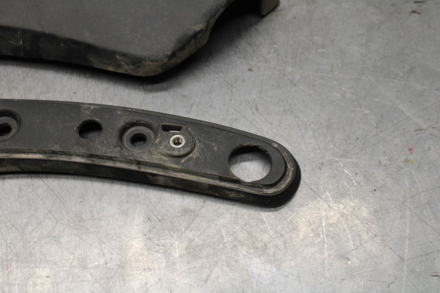 16-17 KAWASAKI VULCAN S 650 EN650 ABS REAR BACK FENDER SUBFRAME COVER SET BB731