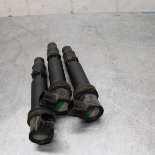 06-07 TRIUMPH DAYTONA 675 DAYTONA 675 IGNITION COILS COIL SPARK PLUG CAPS BB441