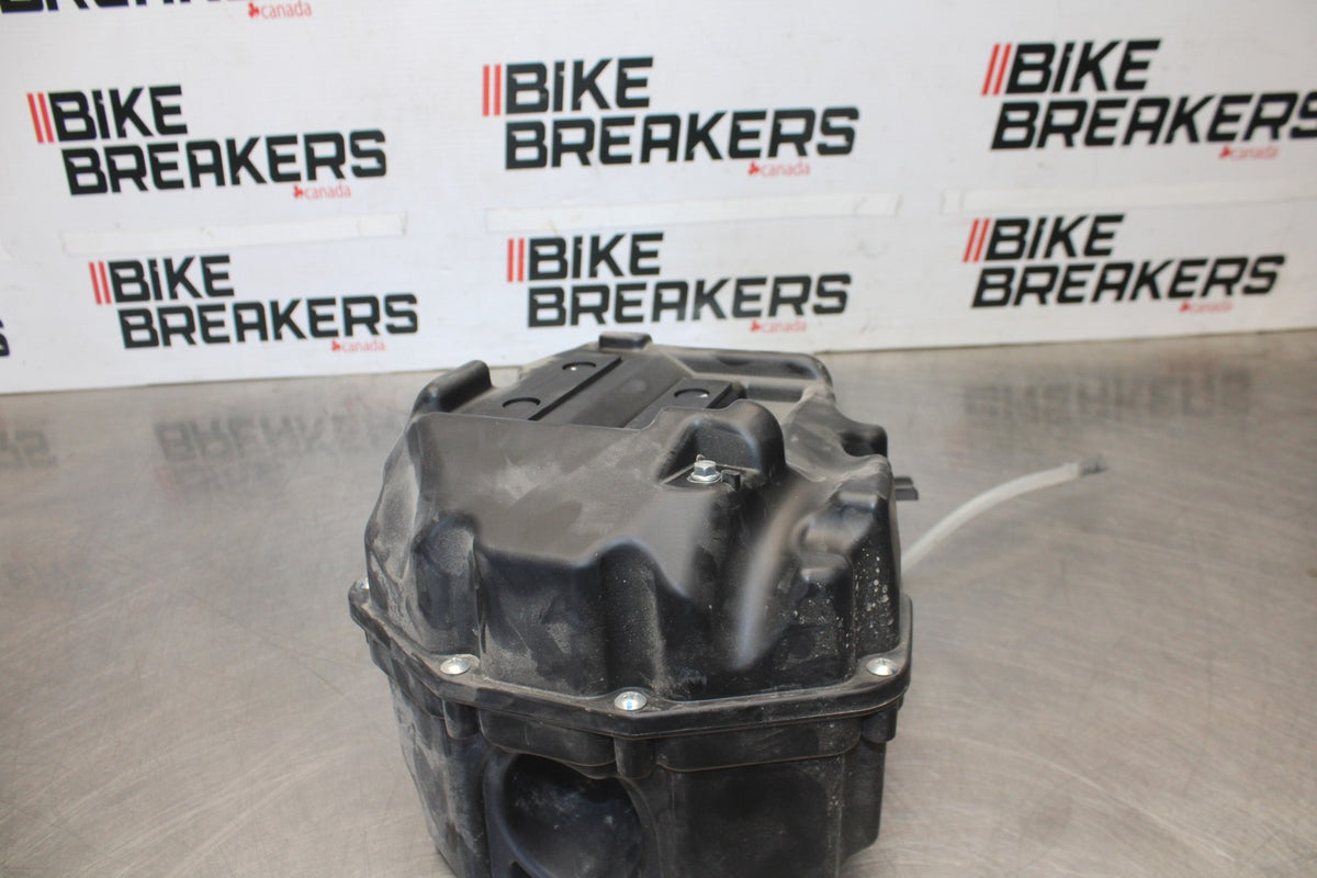 23 KAWASAKI NINJA 650 EX650 AIRBOX AIR INTAKE FILTER BOX BB920