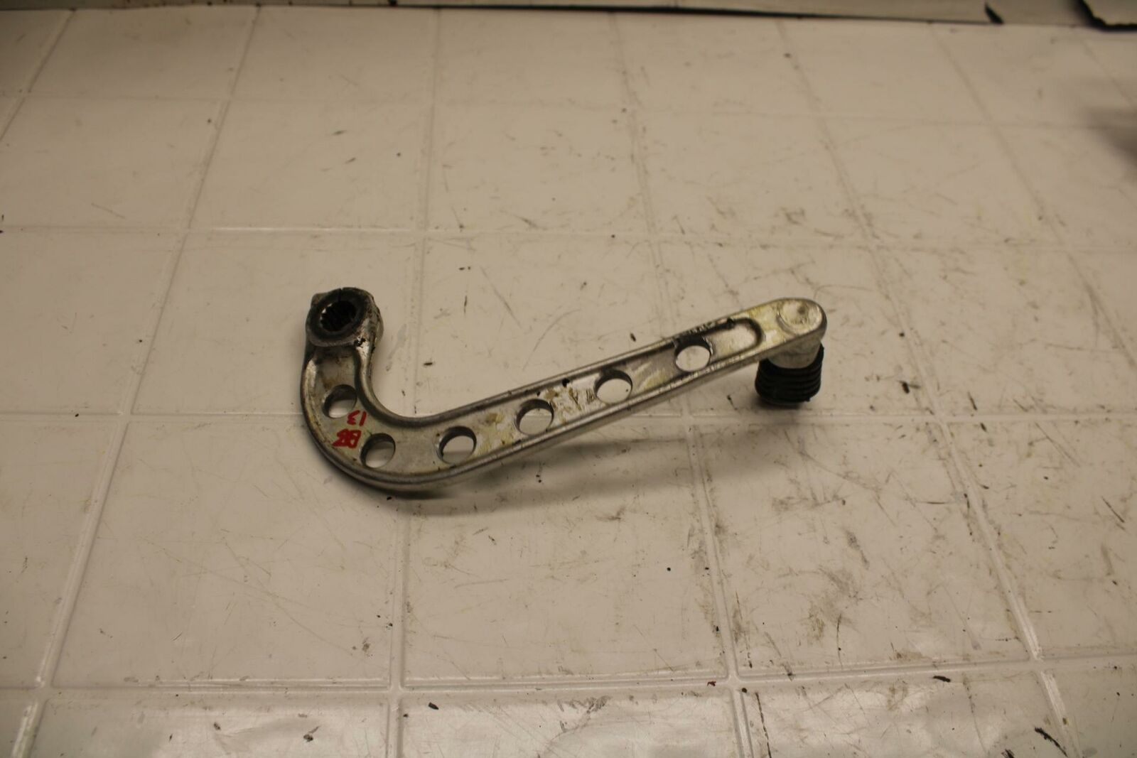 86 SUZUKI GSXR750 RIGHT REARSET BRAKE FOOT PEDAL BB10