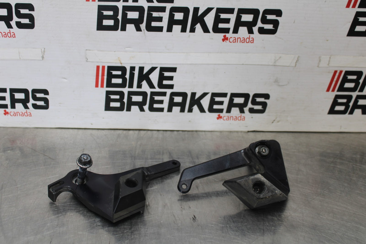 17 YAMAHA YZF R6 GRAVES FRAME SLIDERS SET BB922