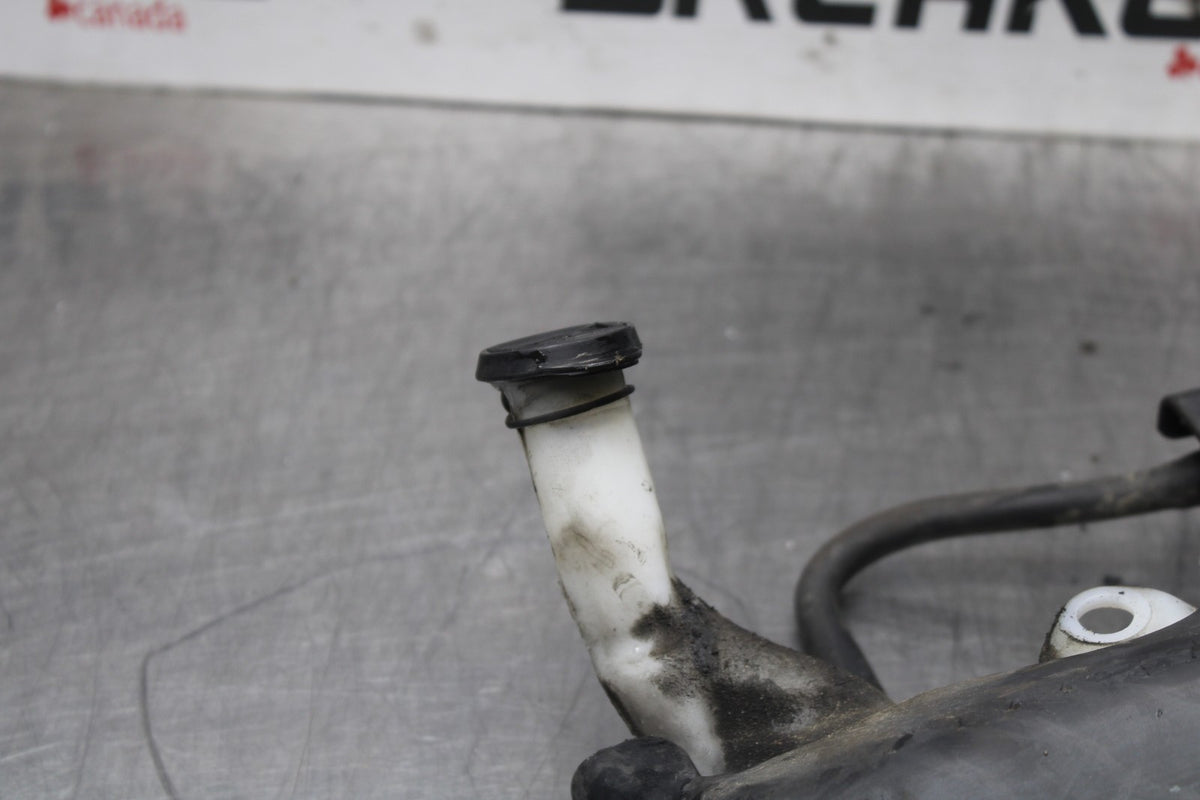 14 TRIUMPH STREET TRIPLE ABS COOLANT WATER TANK RESERVOIR BOTTLE BB808