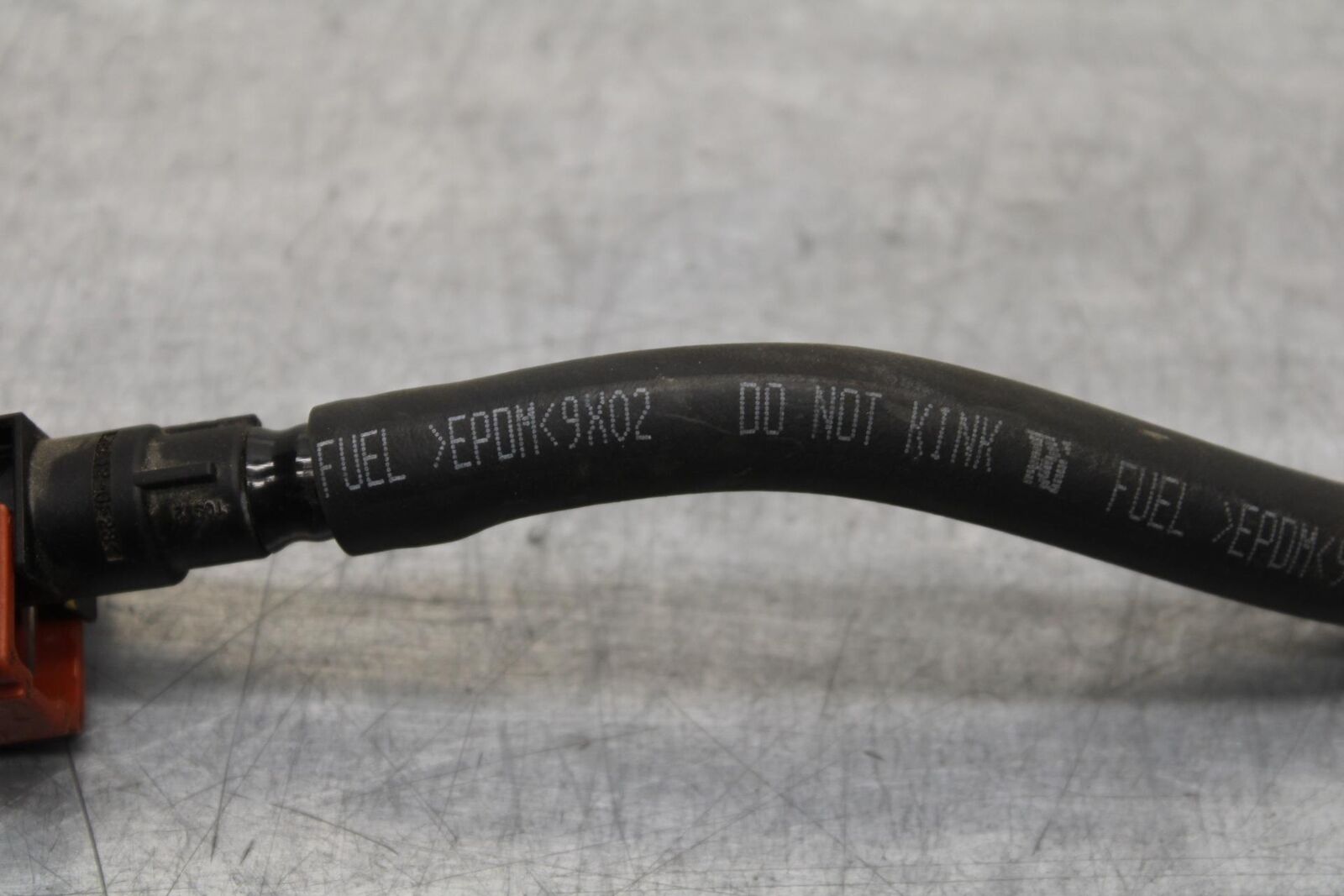 20 KAWASAKI Z400 ER400 ABS FUEL HOSE GAS LINE TUBE PIPE BB586