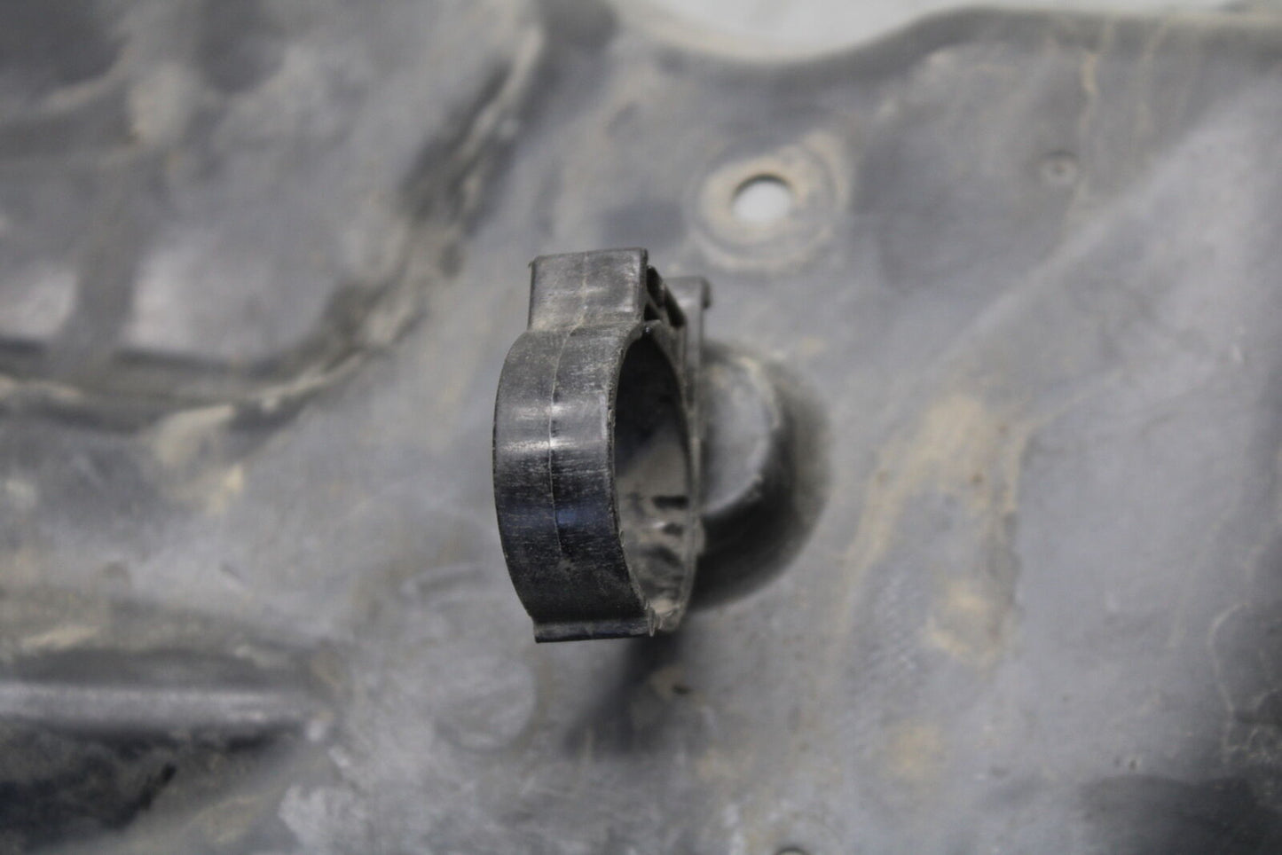 13-18 KAWASAKI NINJA ZX6R LOWER FRONT UPPER INNER HEADLIGHT COWL FAIRING  BB666