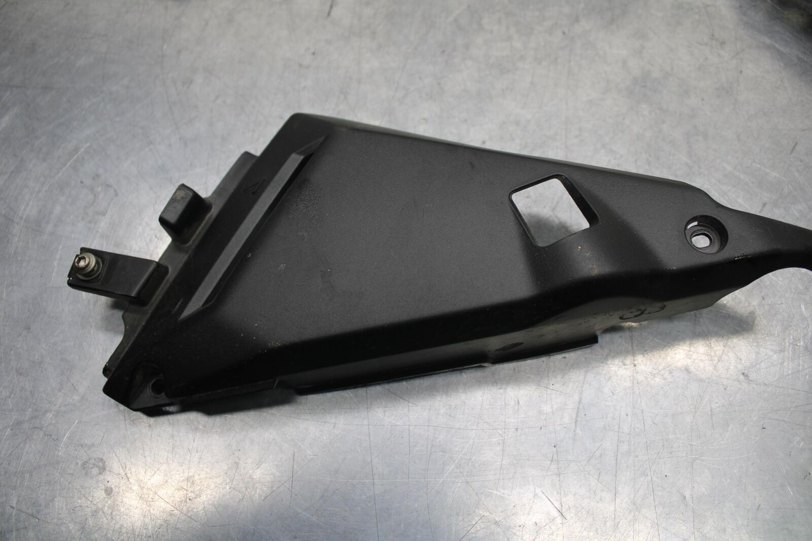 17-20 KAWASAKI NINJA EX650 ABS RIGHT LEFT FRONT SIDE SEAT TRIMS COWLS BB88