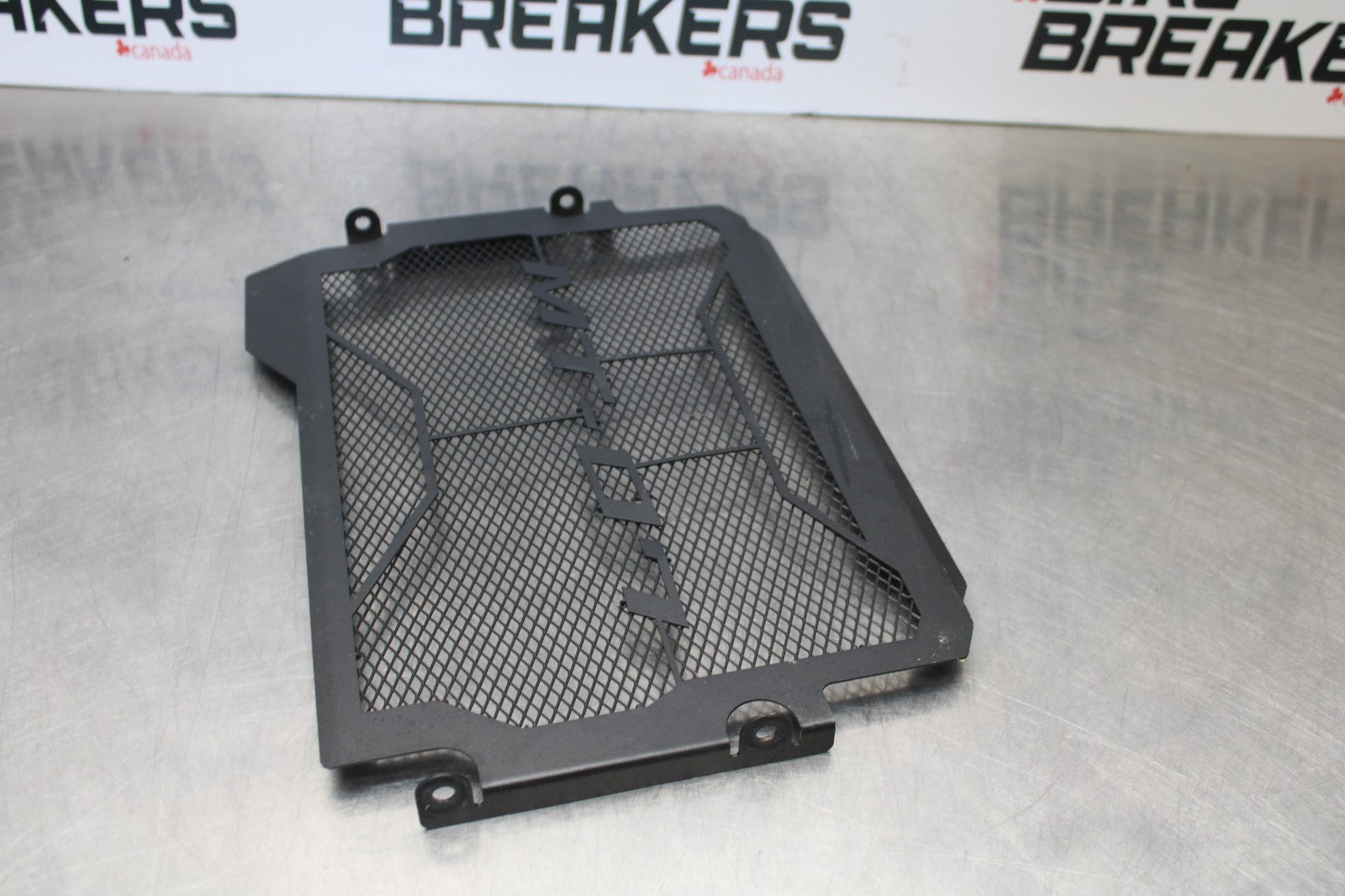 23-24 YAMAHA MT-07 ENGINE RADIATOR COVER GUARD BB194