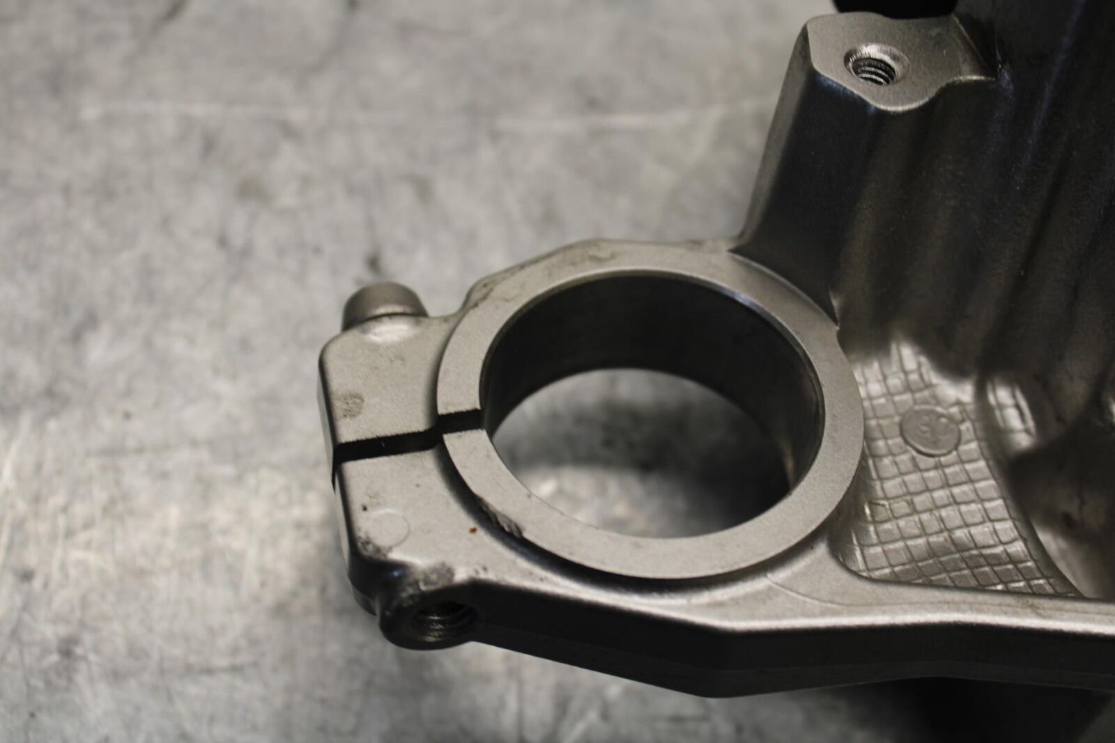 2006 Kawasaki Ninja 650R  FORKS UPPER TRIPLE TREE CLAMP 44039-0033-793 BB446