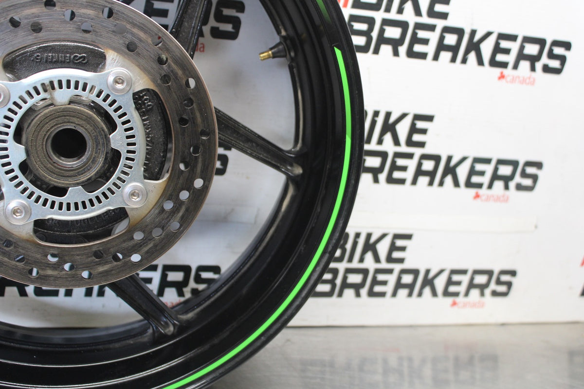 24-25 KAWASAKI NINJA ZX6R REAR WHEEL BACK RIM & ROTOR BB939