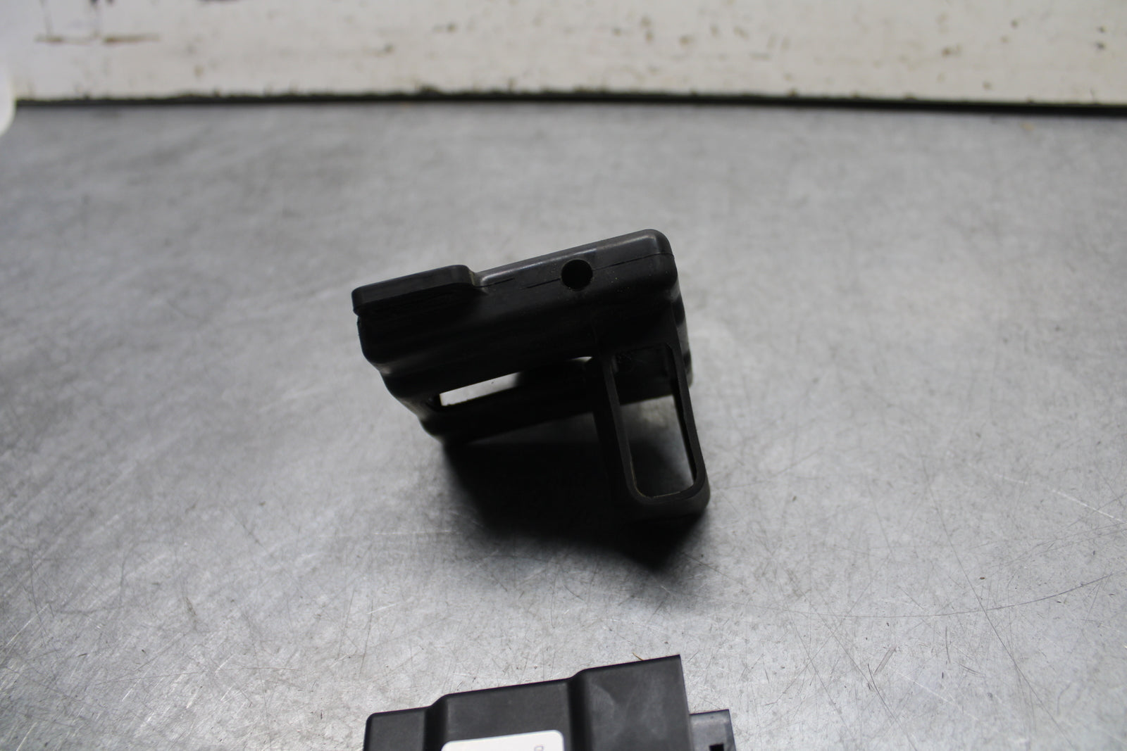 21-24 YAMAHA MT-07 RELAY ASSEMBLY LIGHT CONTROL UNIT BB662