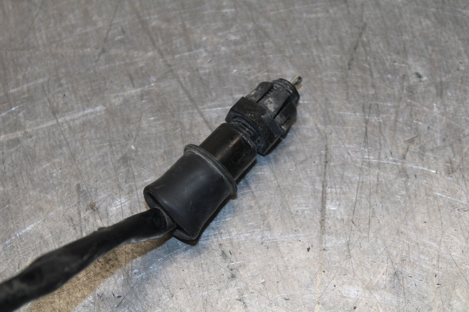 19-23 KAWASAKI NINJA ZX6R REAR BACK BRAKE SENSOR BB701