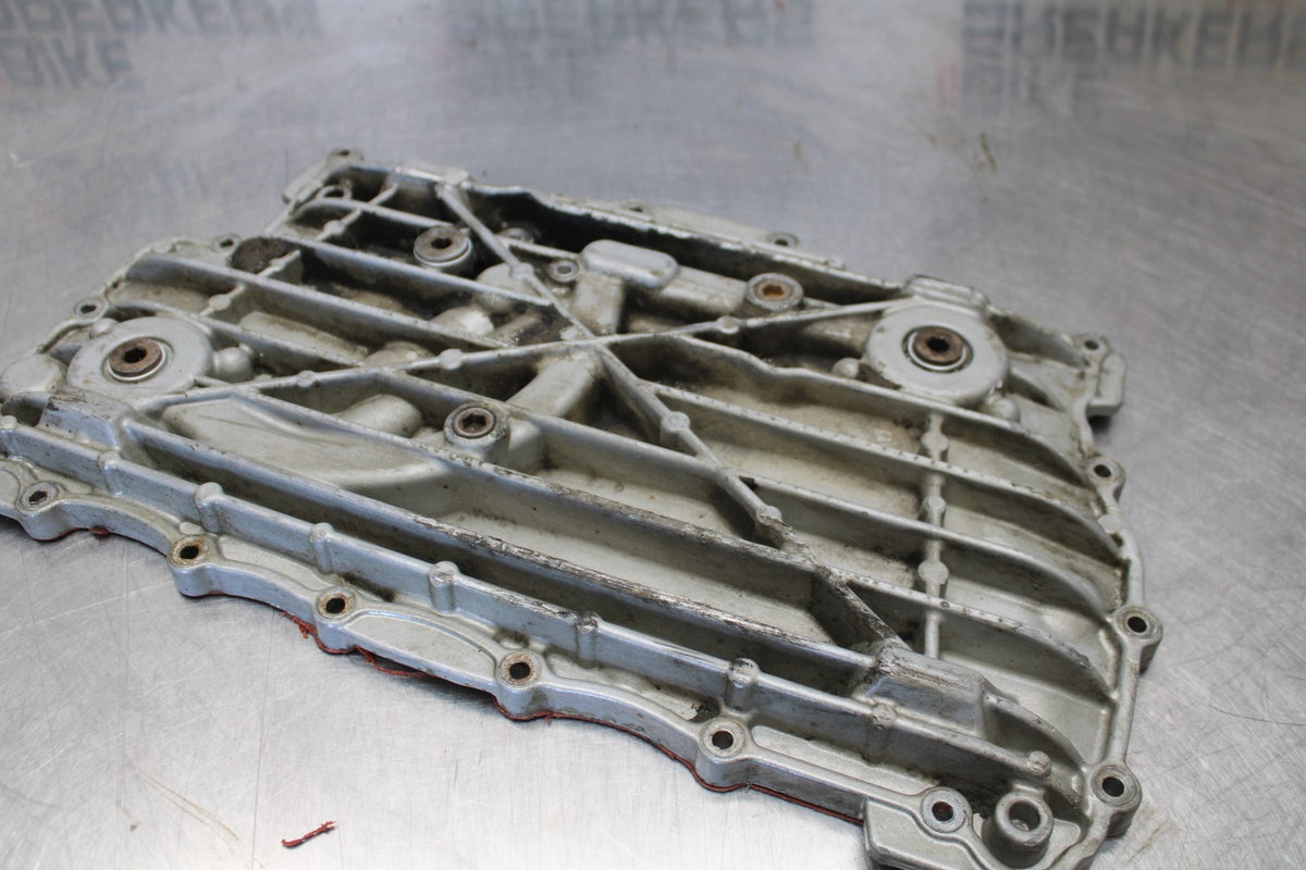 05 TRIUMPH ROCKET III ENGINE MOTOR BOTTOM OIL PAN COVER BB186