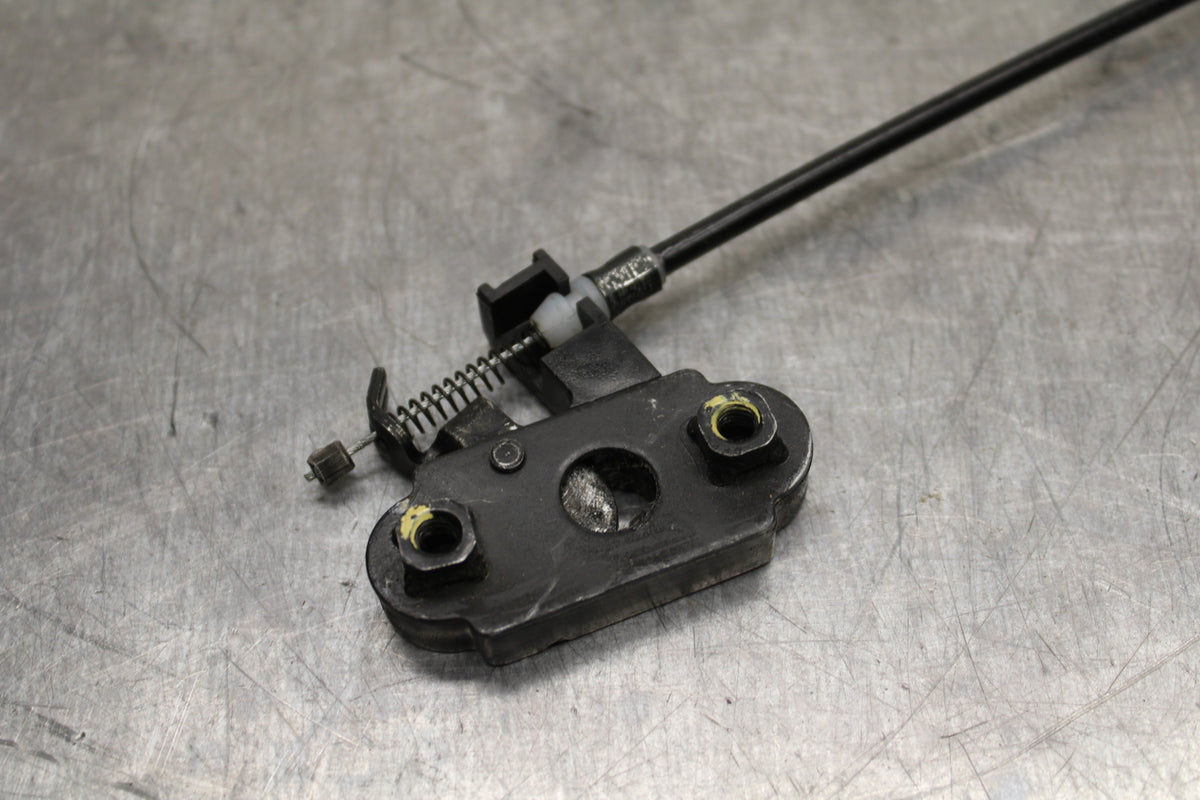 17-24 KTM 390 DUKE REAR PASSENGER SEAT LATCH LOCK ASSEMBLY BB734