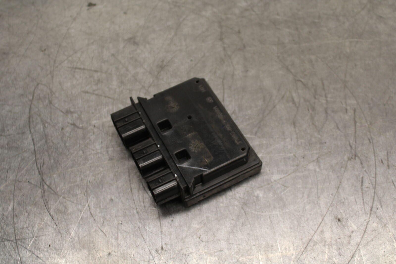 19-22 KAWASAKI Z400 RELAY ASSEMBLY FUSE BOX BB738
