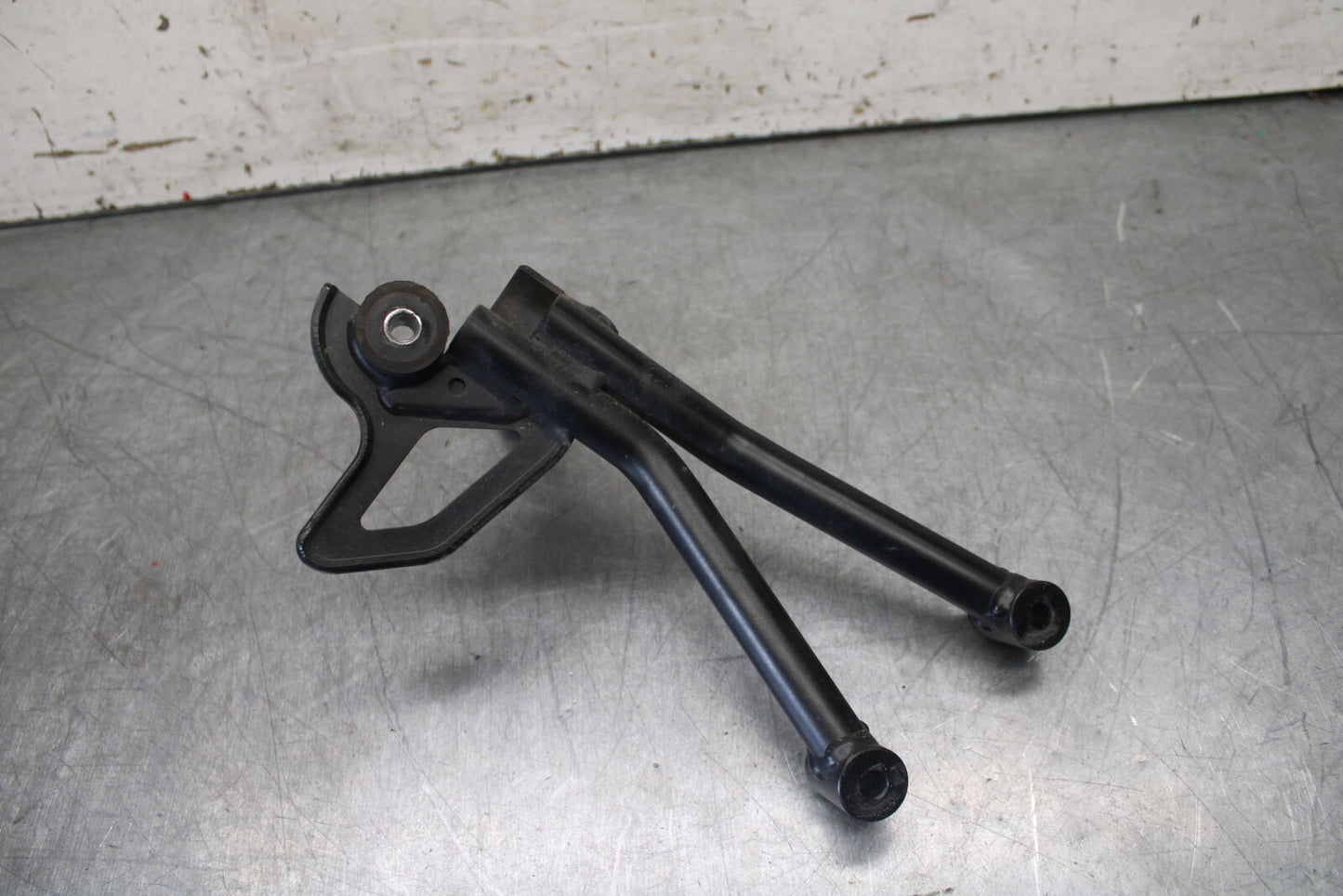 17-24 SUZUKI SV650 RIGHT REAR BACK PASSENGER PEG BB706