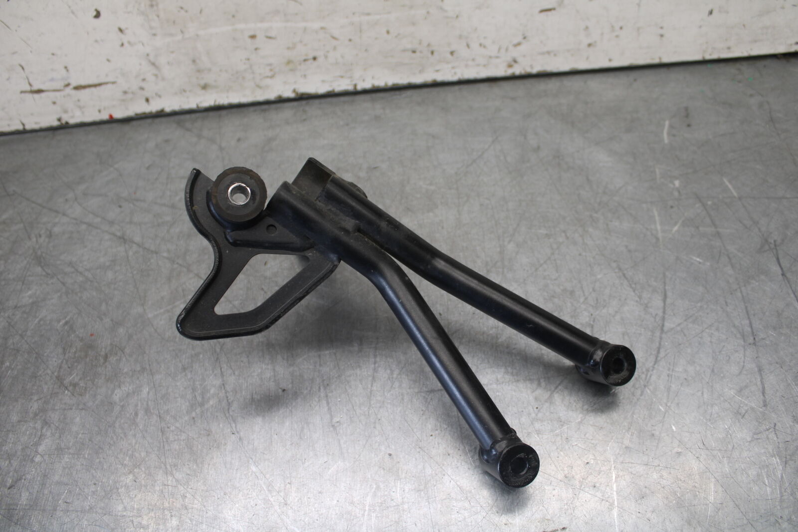 17-24 SUZUKI SV650 RIGHT REAR BACK PASSENGER PEG BB706