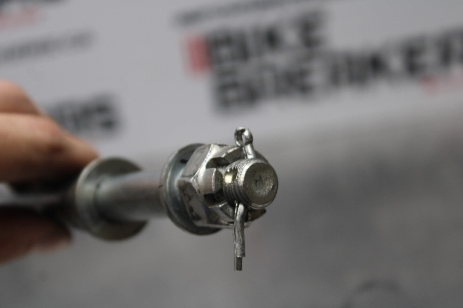 13-17 KAWASAKI NINJA 300 EX300 ABS FRONT WHEEL RIM AXLE PIVOT BOLT BB187