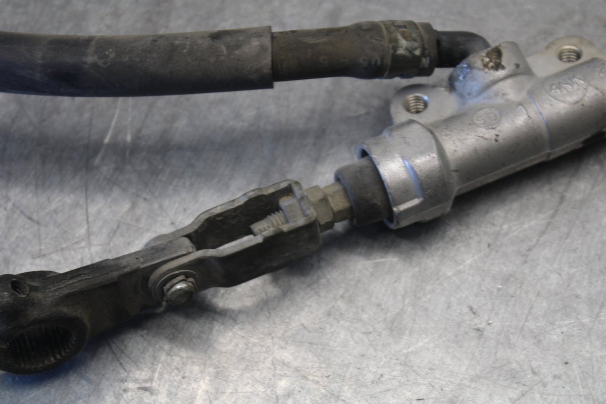 05-06 YAMAHA ROYAL STAR REAR BACK BRAKE MASTER CYLINDER W RESERVOIR BB697