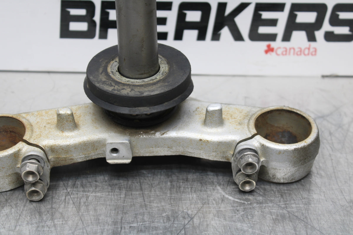 03 SUZUKI SV650S FRONT FORKS CLAMP LOWER TRIPLE TREE STEM BB167