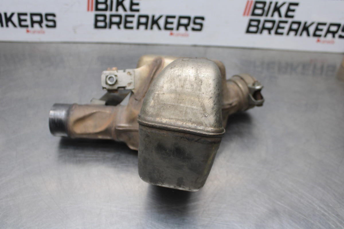 13-18 KAWASAKI NINJA ZX6R EXHAUST MIDPIPE MID MIDDLE PIPE BB735
