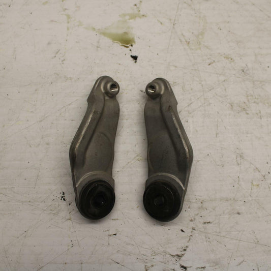 06 YAMAHA YZF R1 FRONT GAS TANK BRACKET MOUNT BB282