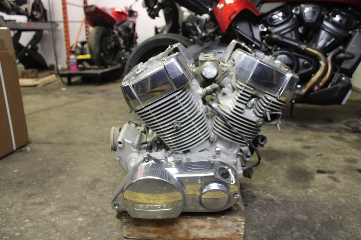 09 HONDA SHADOW 750 VT750 C2 ENGINE MOTOR BB809
