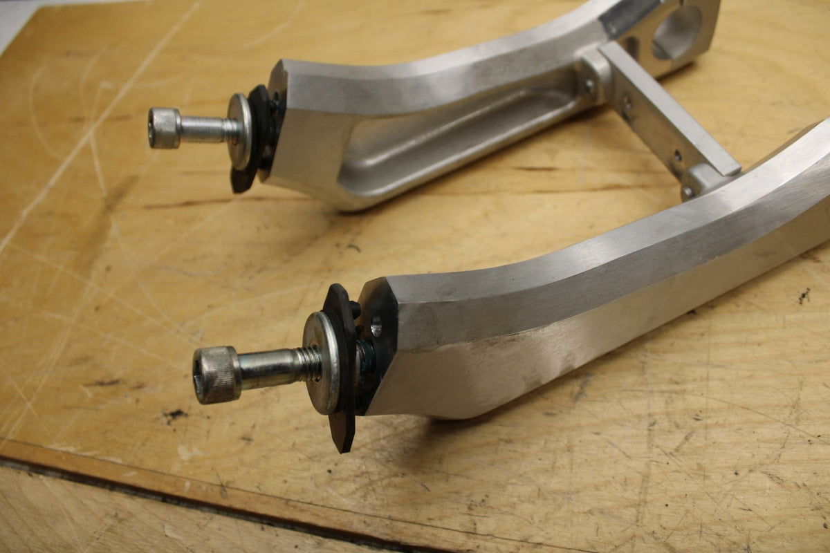 09-10 SUZUKI BOULEVARD M109R HANDLEBAR RISERS BB318