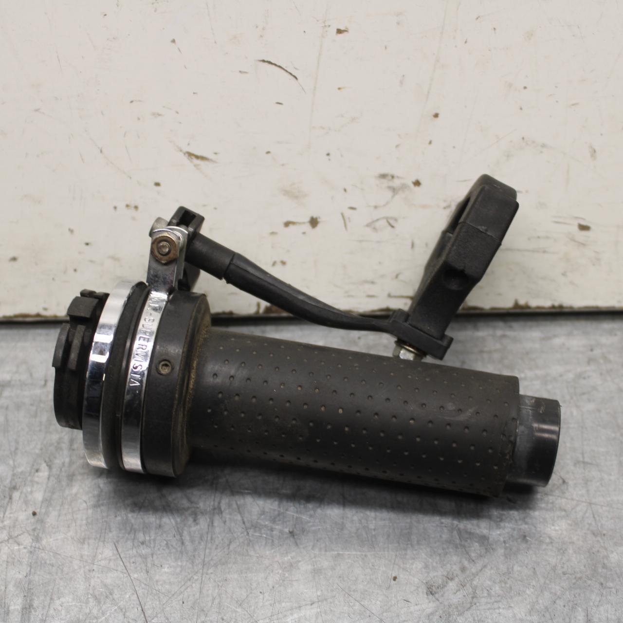 93-07 YAMAHA VMAX 1200 RIGHT THROTTLE GRIP BB634