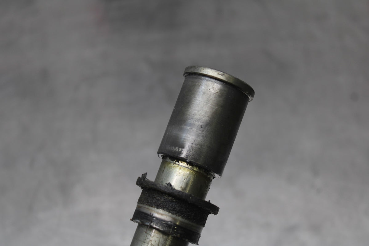 98 KAWASAKI NINJA ZX6 FRONT WHEEL RIM AXLE PIVOT BOLT BB870