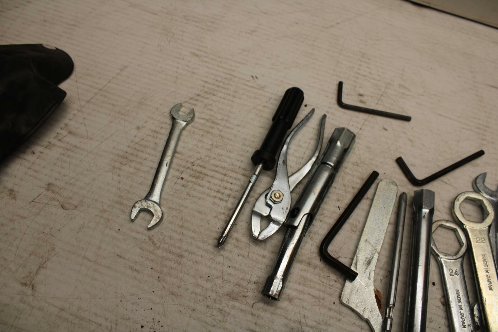 03-11 SUZUKI SV650A STOCK TOOLS OEM TOOL BAG KIT SET BB290