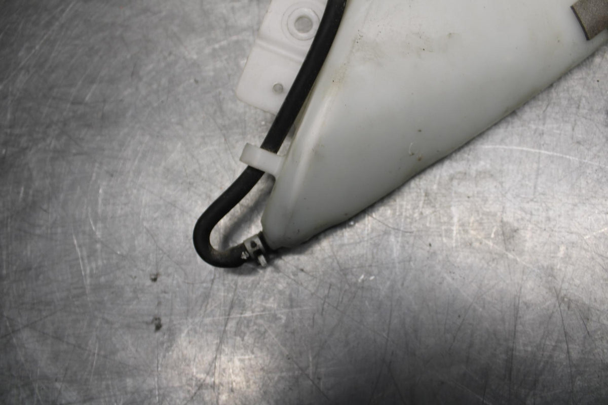 11-22 SUZUKI GSXR 600  COOLANT WATER TANK RESERVOIR BOTTLE BB485