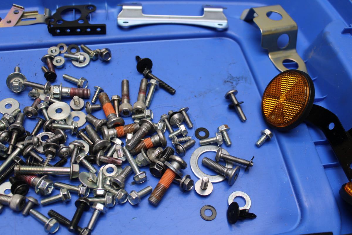 23-24 KAWASAKI NINJA ZX14R MOUNTING BOLTS HARDWARE MOTOR SCREWS BB141