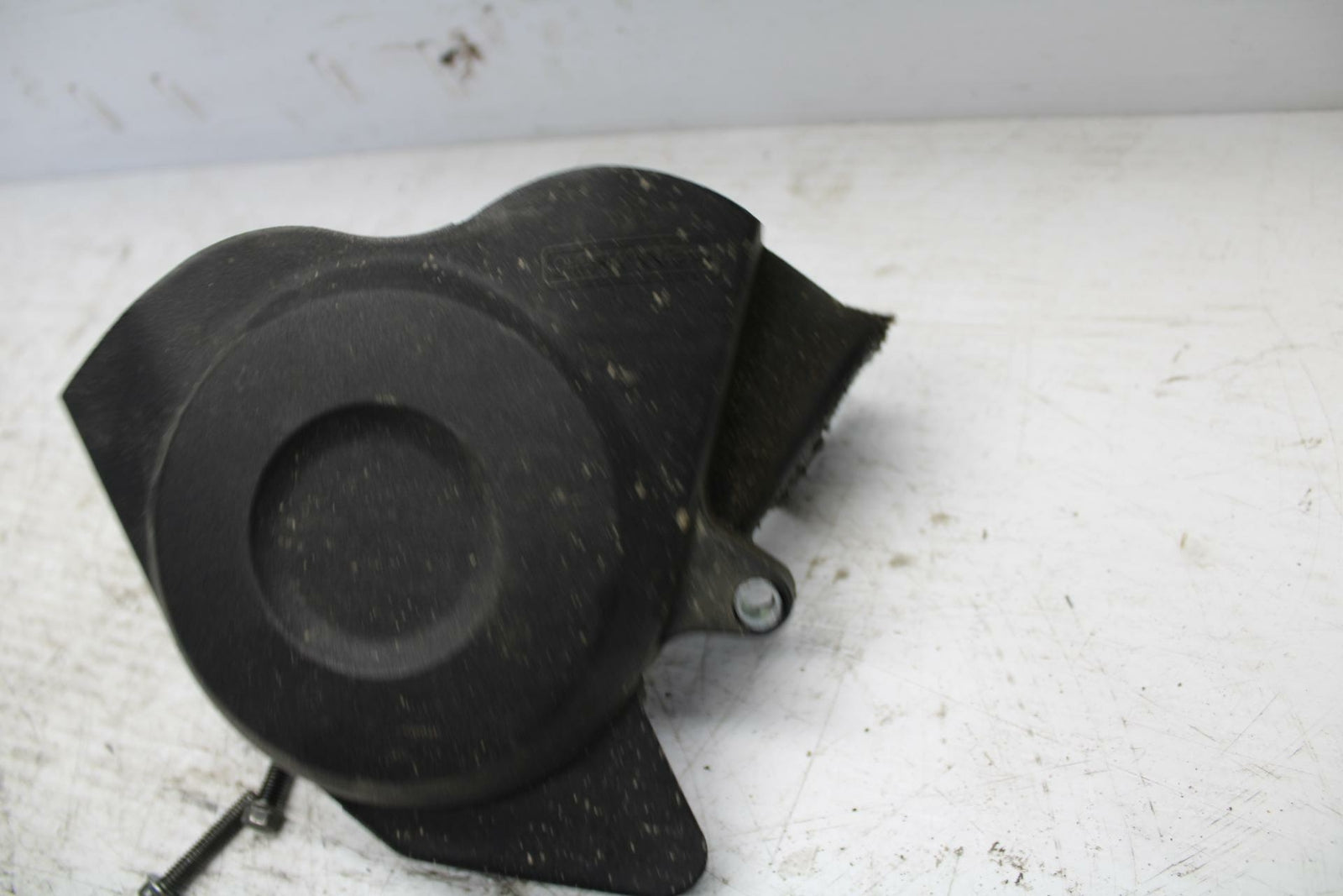 07-09 KAWASAKI VERSYS 650 ENGINE SPROCKET COVER BB302