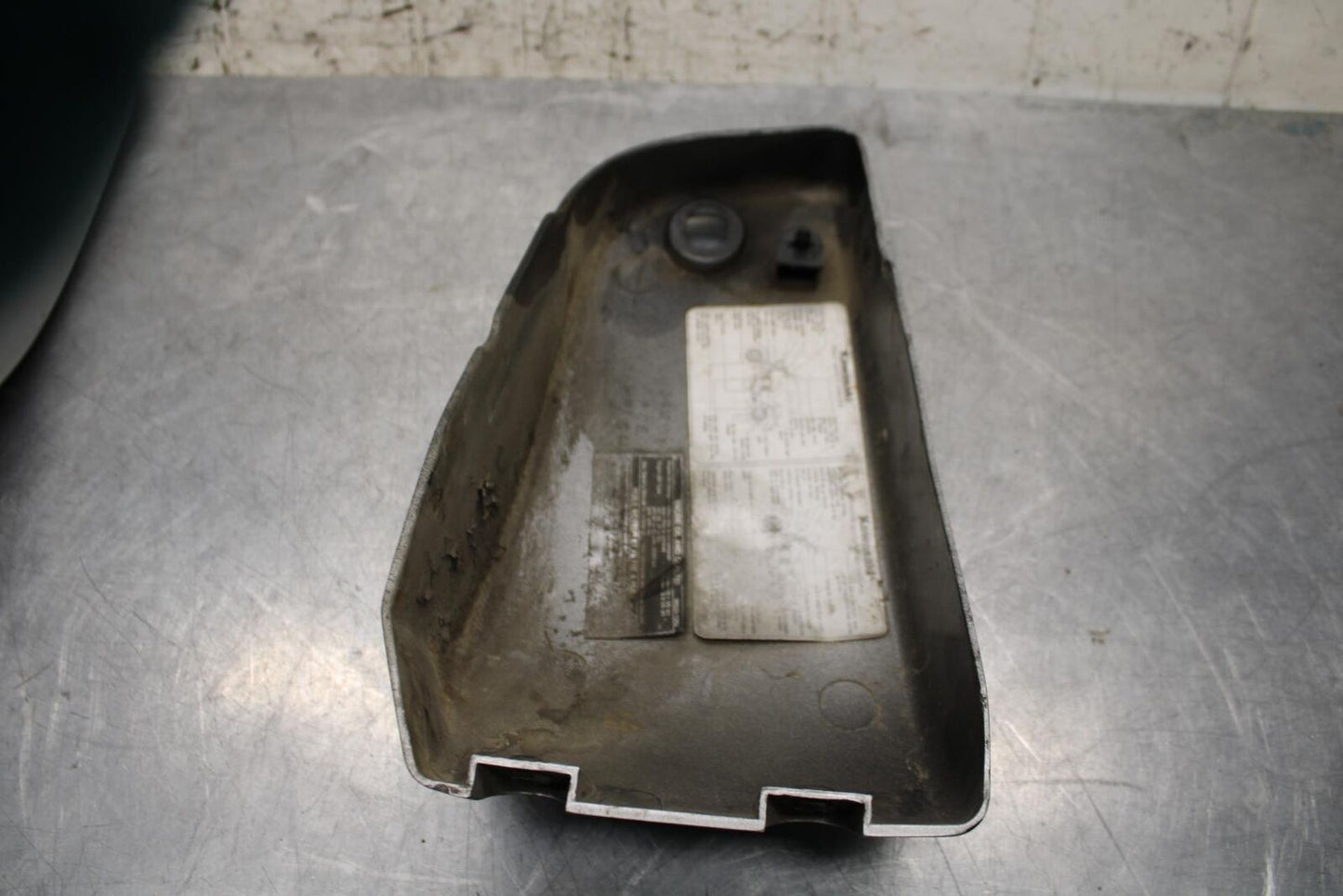 2005 Kawasaki Vulcan 1500 VN1500N Classic SIDE COVER PANELSET COWL FAIRING BB576