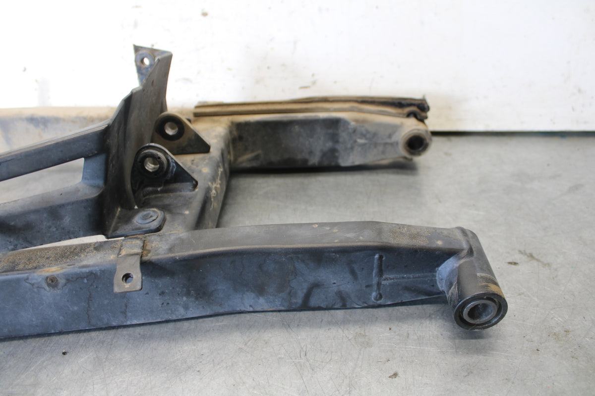 09-15 YAMAHA FZ6R REAR SWINGARM BACK SUSPENSION SWING ARM BB686