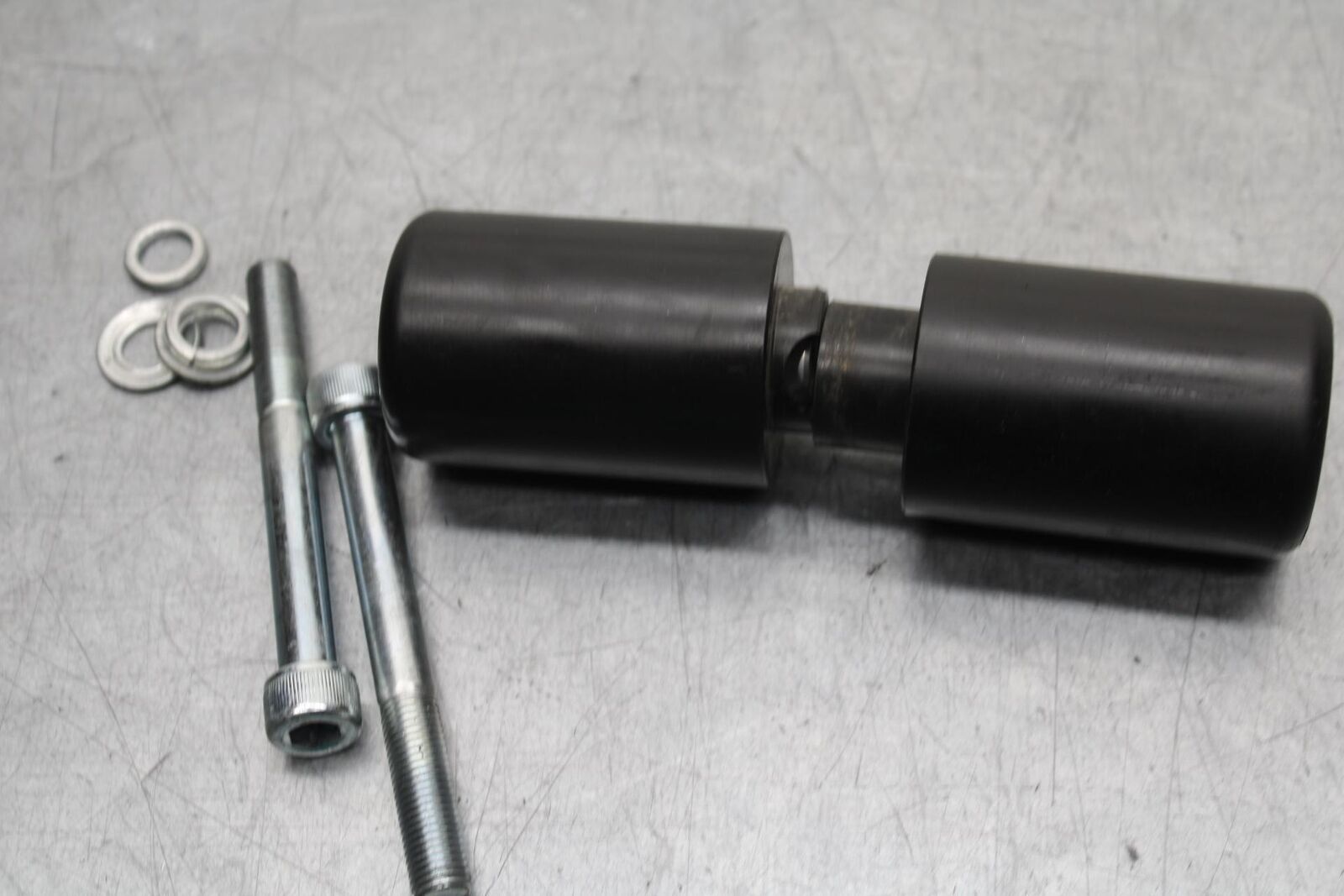 1999 Suzuki GSXR600 SWINGARM SPOOLS SPOOL SET PAIR BB580