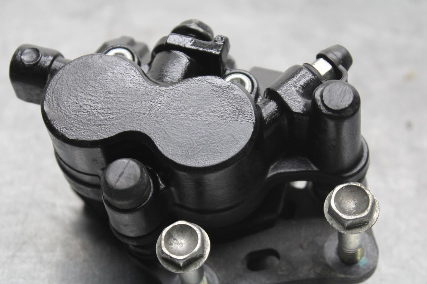 15-16 KAWASAKI EX300 FRONT BRAKE CALIPER BB635