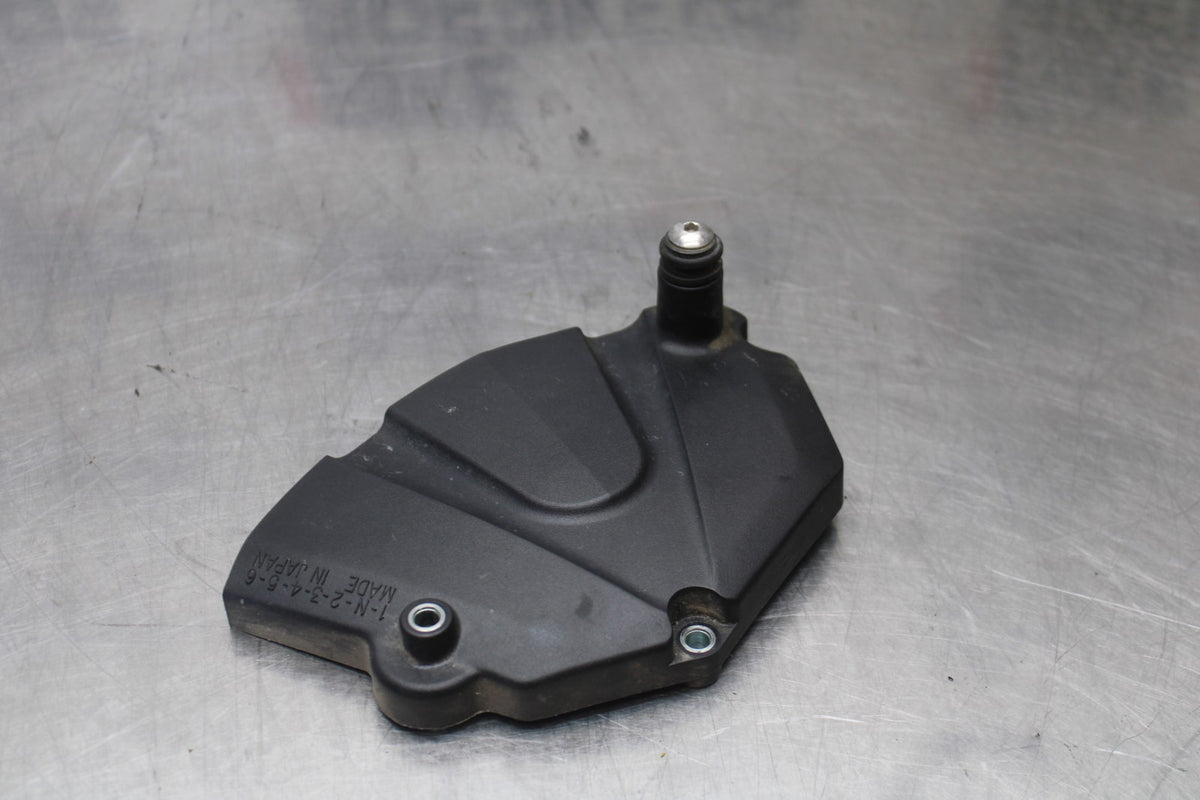 17 YAMAHA YZF R6 ENGINE SPROCKET COVER BB922