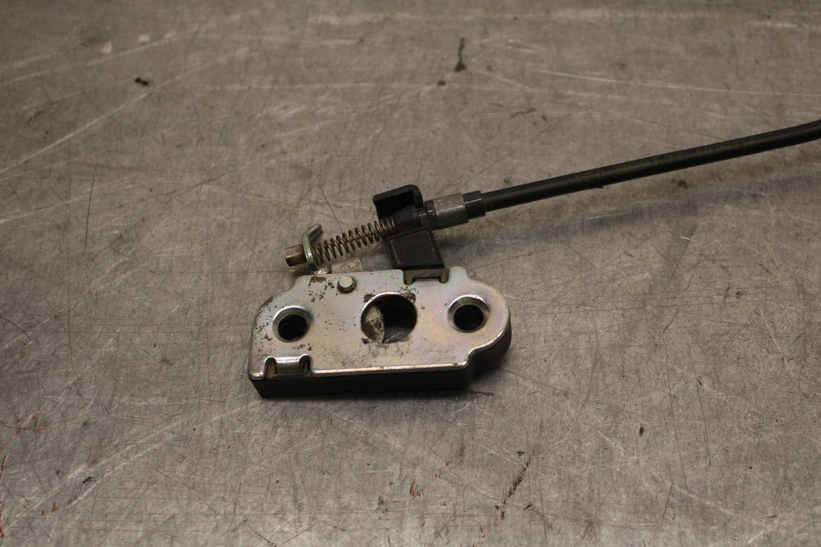 20-23 APRILIA RS660 REAR PASSENGER SEAT LATCH LOCK ASSEMBLY  BB643